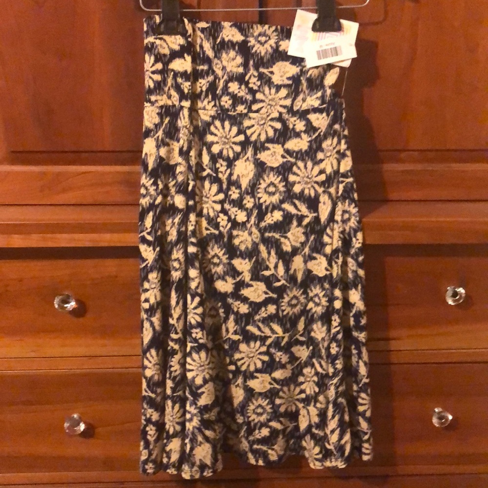 NWT SZ M LuLaRoe Azure